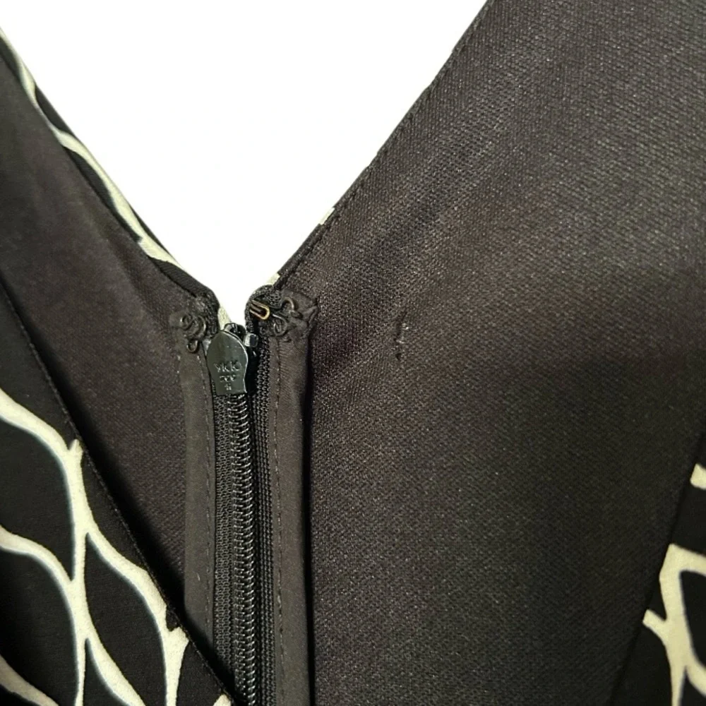 Retro Long Jumpsuit Black and White Geometric Print Sleeveless Flare Wide leg - Picture 5 of 5